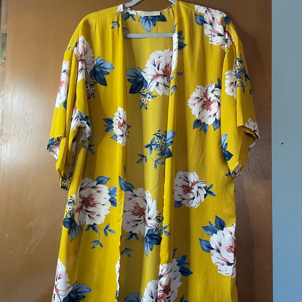 Active USA Yellow Floral Top